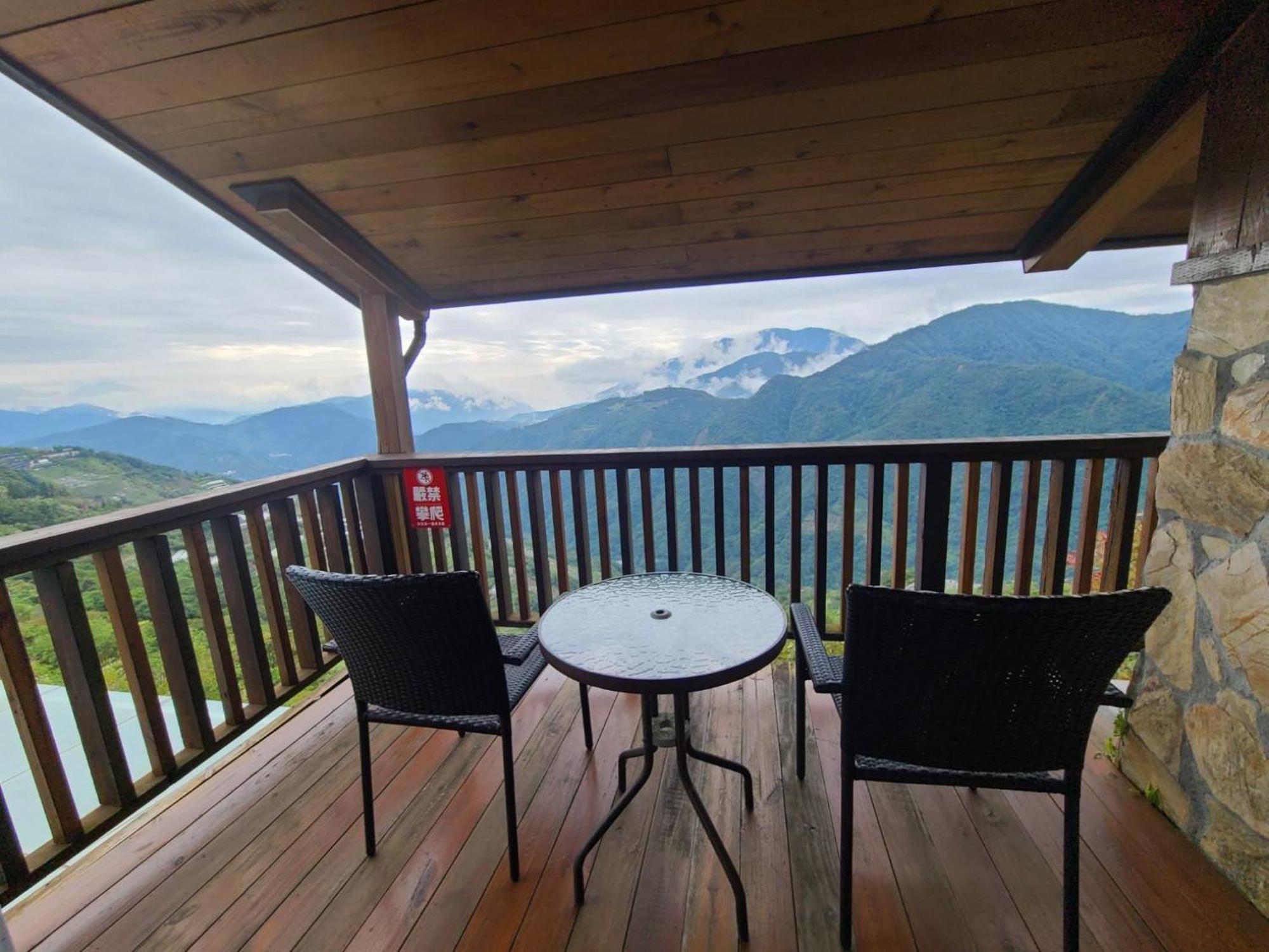 Top Cloud Villa Renai Exteriör bild
